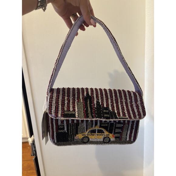 Viral New York City YELLOW TAXI BEADED BAG Handcrafted in India - Picture 5 of 10